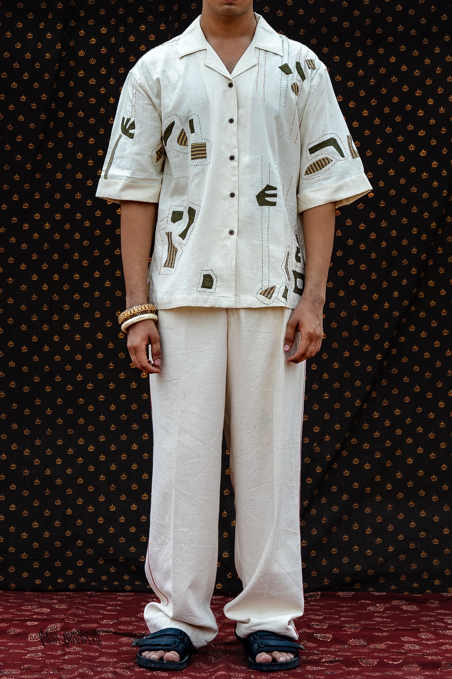 Abstract applique Shirt